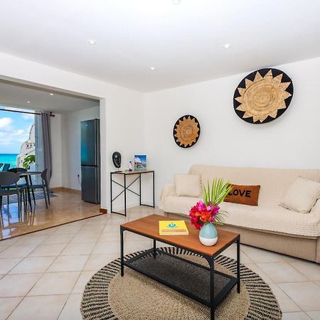 Watalibi - Beachfront Apartment Grand-Case Bagian luar foto
