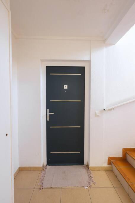 Watalibi - Beachfront Apartment Grand-Case Bagian luar foto