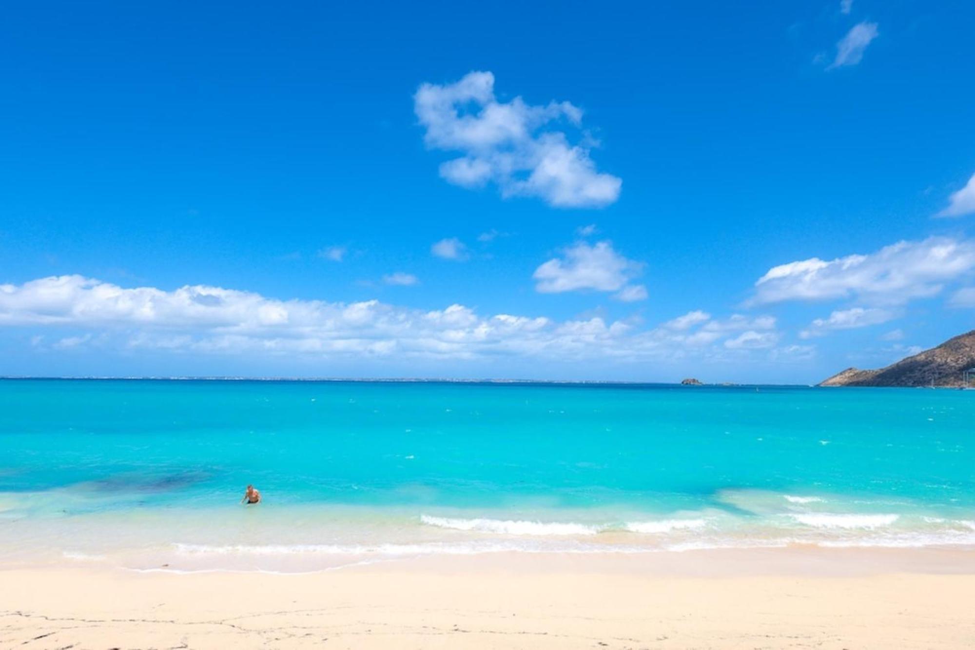 Watalibi - Beachfront Apartment Grand-Case Bagian luar foto
