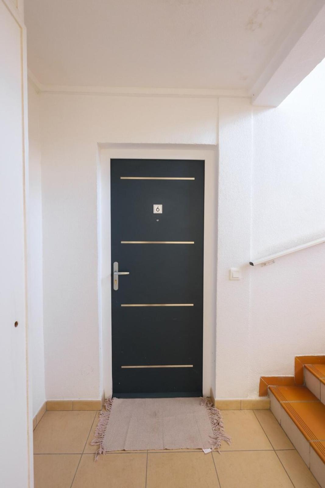 Watalibi - Beachfront Apartment Grand-Case Bagian luar foto