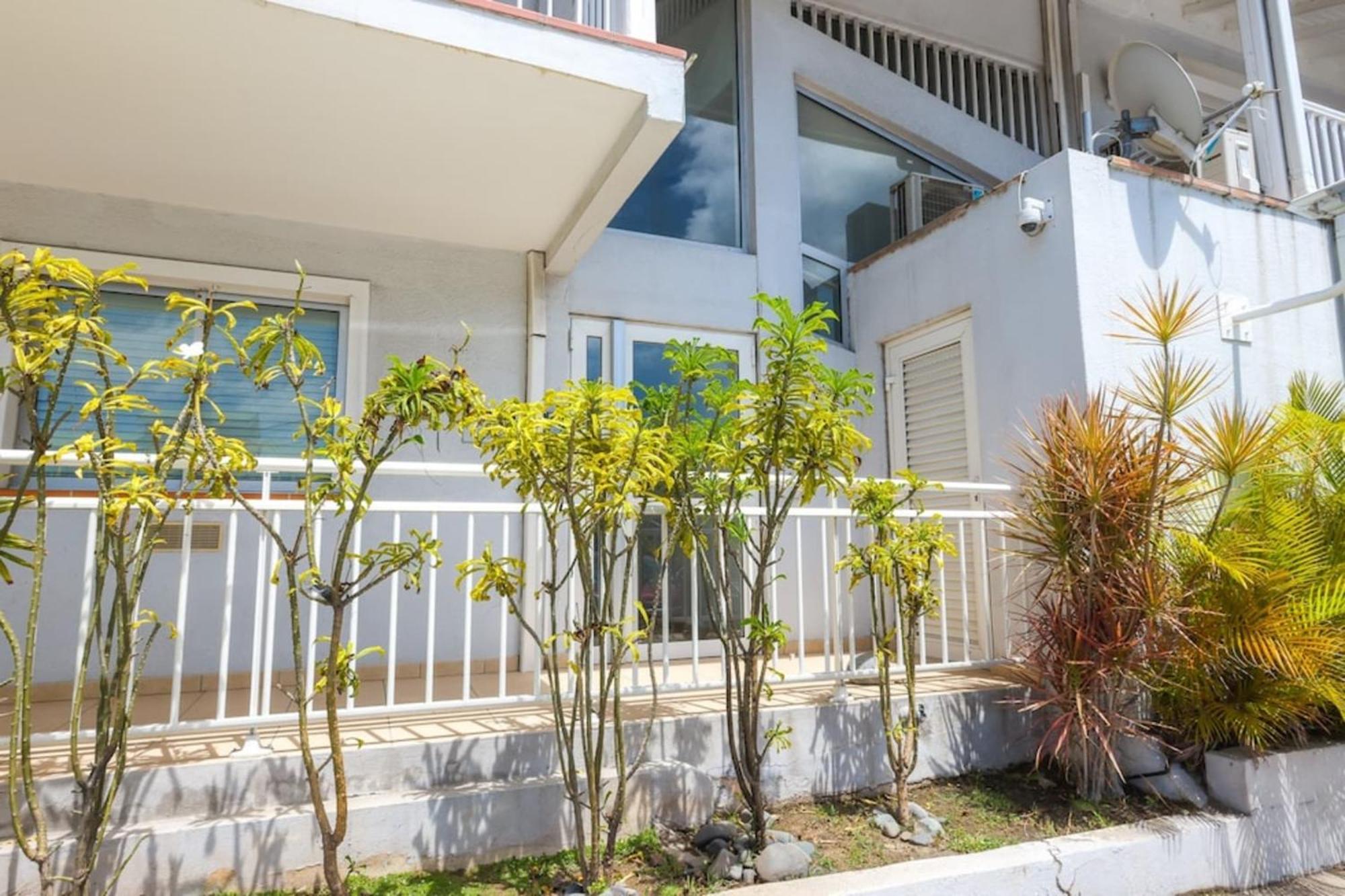 Watalibi - Beachfront Apartment Grand-Case Bagian luar foto