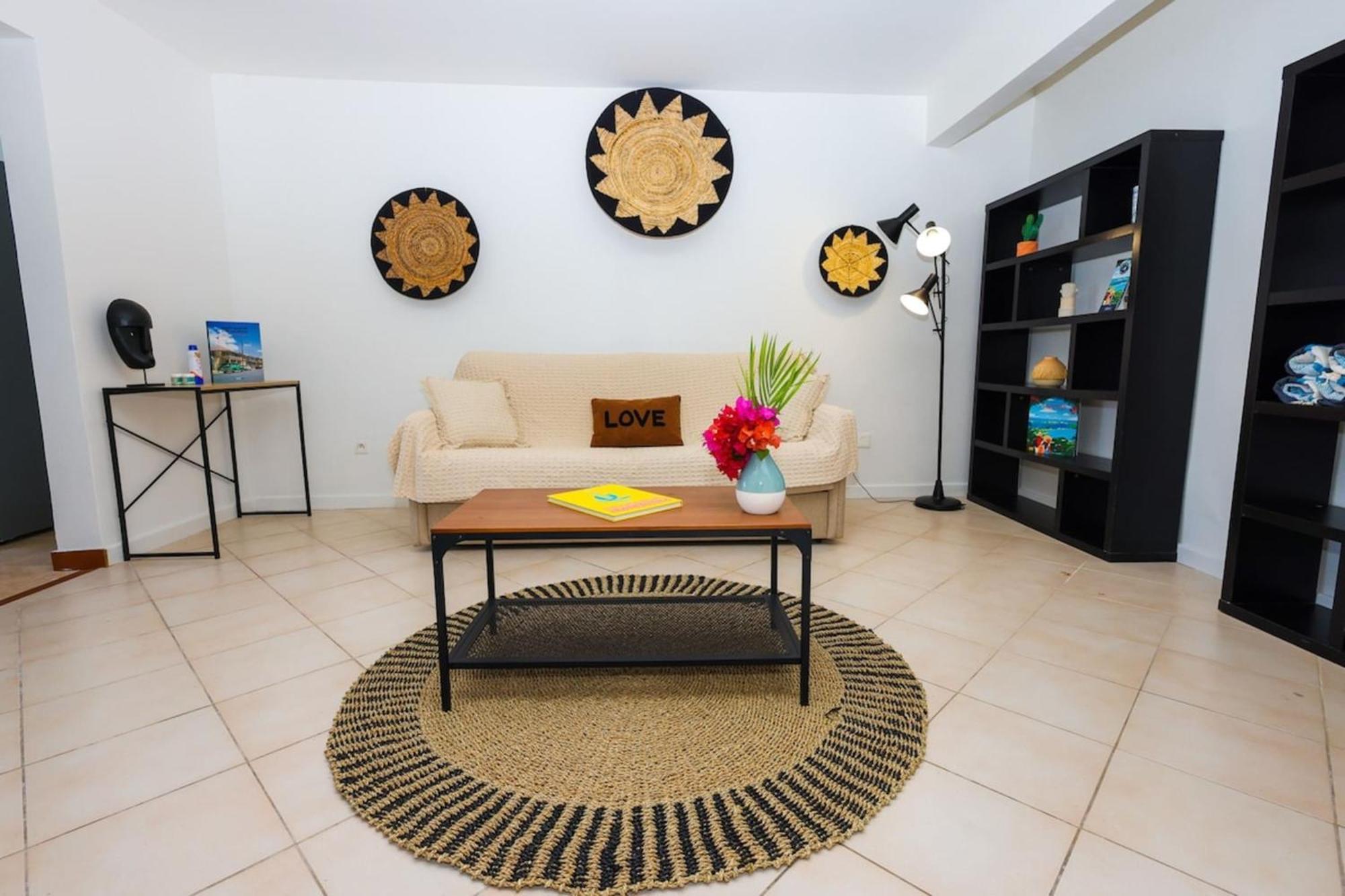 Watalibi - Beachfront Apartment Grand-Case Bagian luar foto
